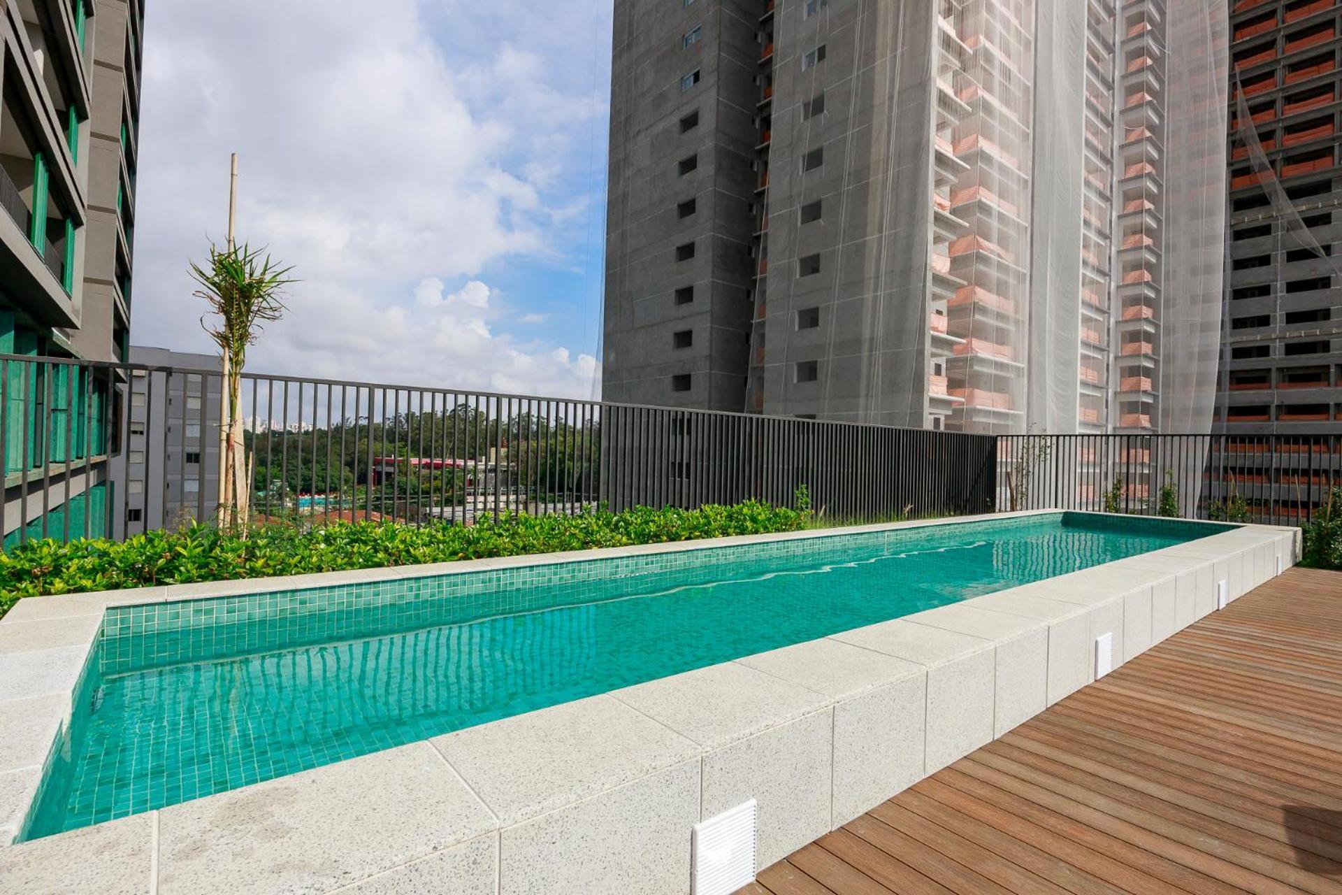 Prox Consulado Metro Brooklin Piscina Sao Paulo